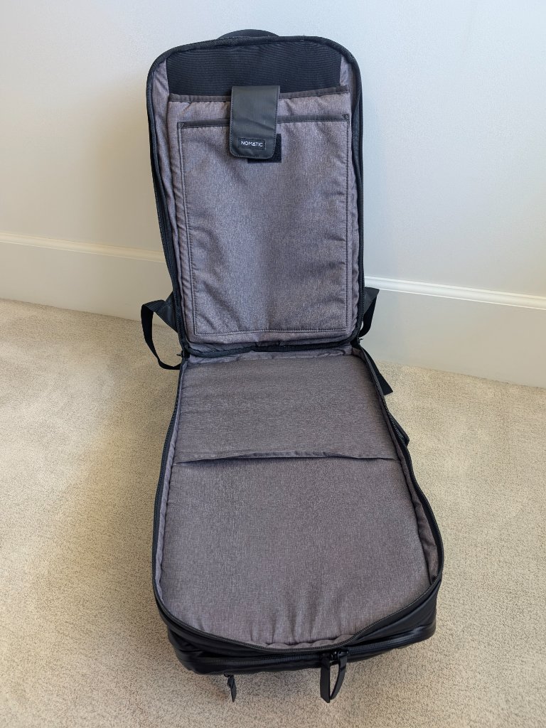 Nomatic 20l30l Travel & Business Backpack Sleek Minimalist Design Black — image 7 of 8